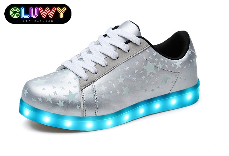 dek werkgelegenheid Vervolg LED schoenen verlichting - Silver Stars | Cool Mania